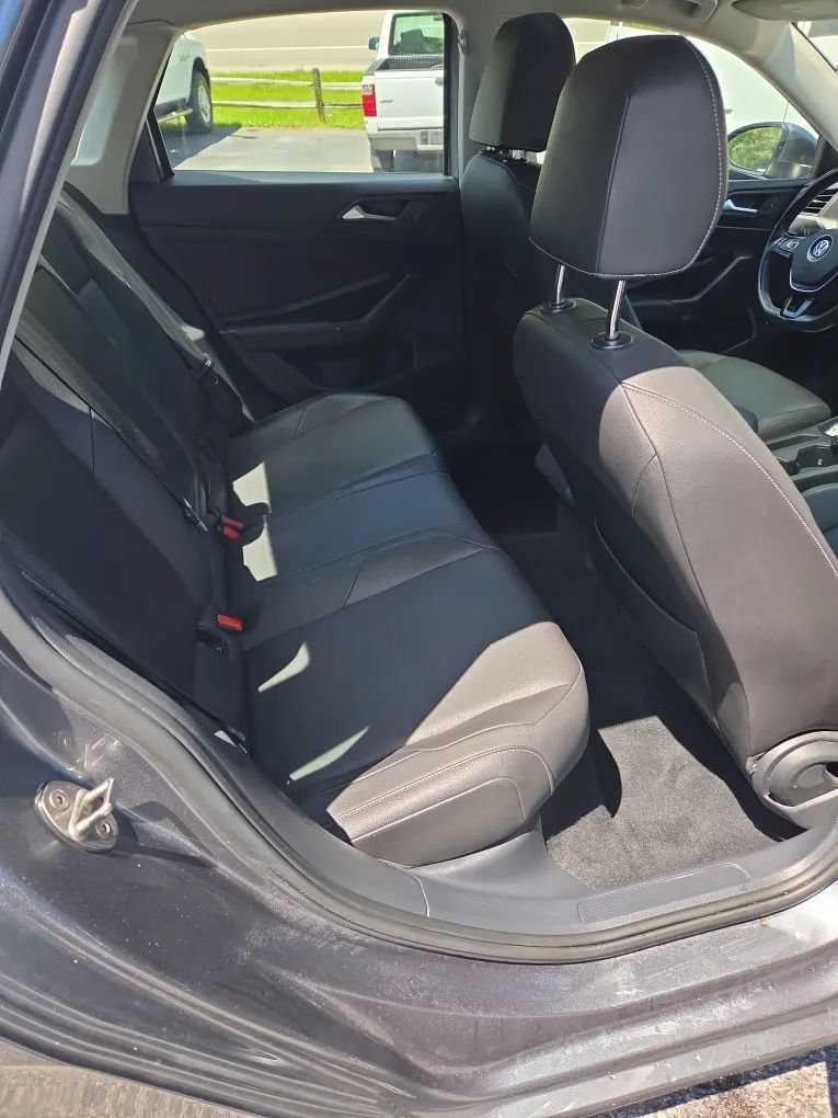 Used 2019 Volkswagen Jetta SE FWD image 8