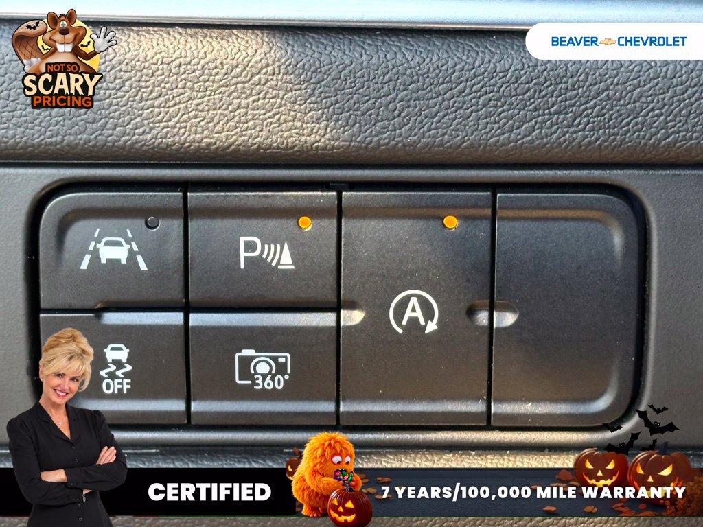 Used 2024 Chevrolet Suburban RST w/ Luxury Package AWD/4WD image 37