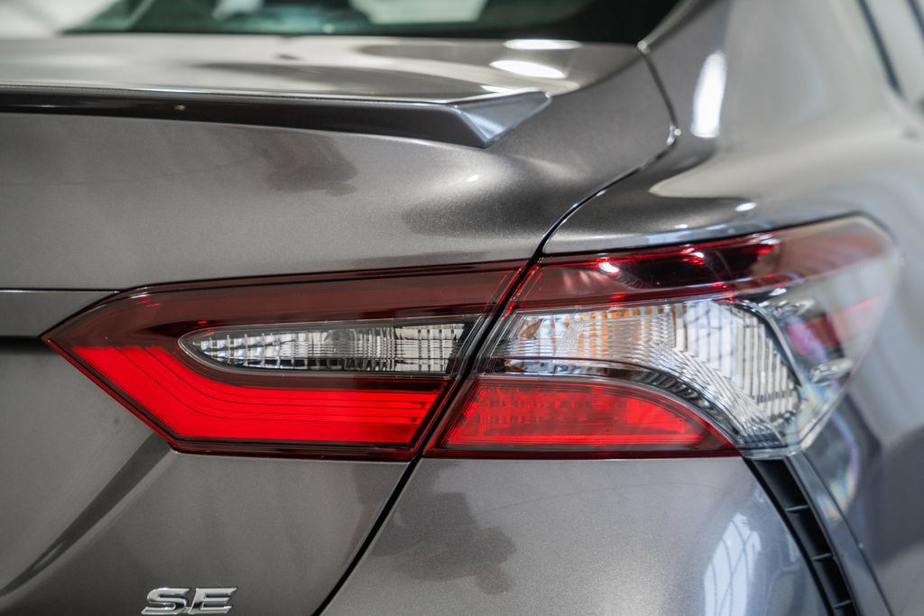 Used 2024 Toyota Camry SE w/ Cold Weather Package FWD image 6