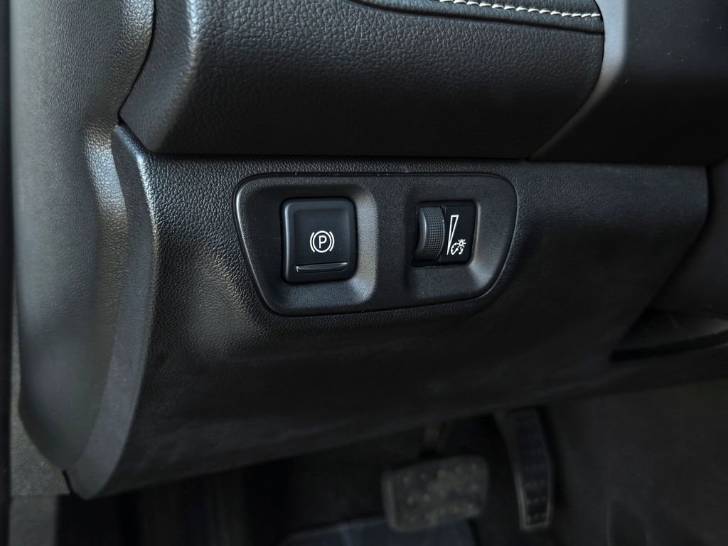 Used 2017 GMC Acadia SLT image 23