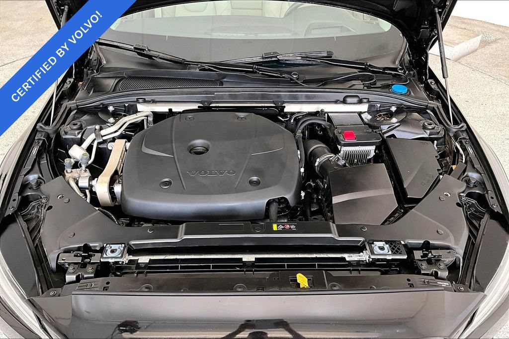 Used 2022 Volvo V60 T5 Cross Country w/ Advanced Package AWD/4WD image 11