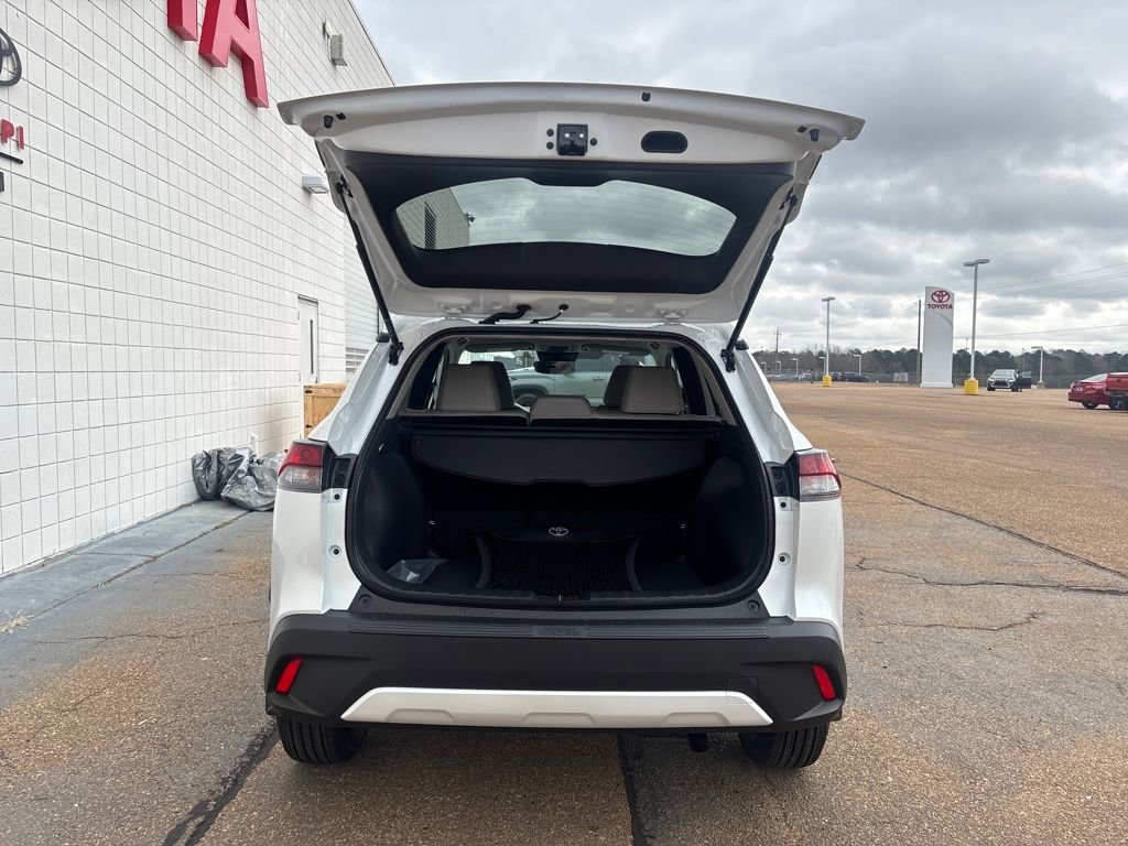 New 2026 Toyota Corolla Cross LE image 28