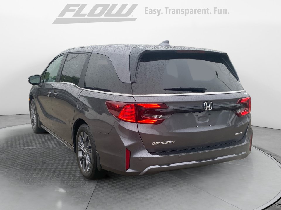 Used 2026 Honda Odyssey Touring image 6