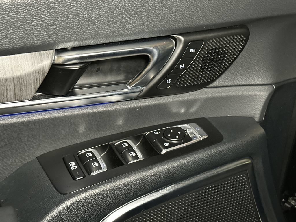 Certified 2024 Kia Telluride SX Prestige AWD/4WD image 20