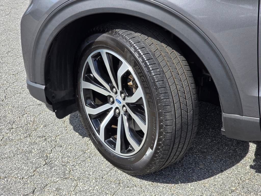 Used 2025 Ford Explorer ST-Line AWD/4WD image 27
