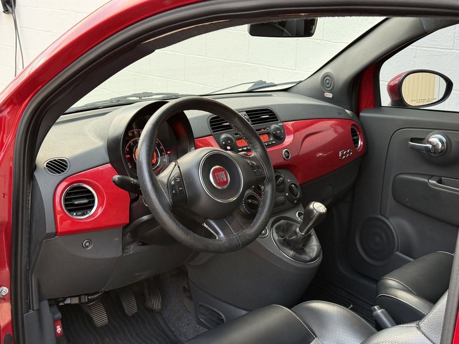 Used 2013 FIAT 500 Turbo w/ Beats Audio Pkg image 16