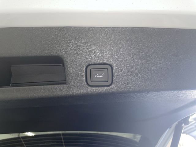 New 2026 Chevrolet Traverse LT w/ Midnight/Sport Edition image 20