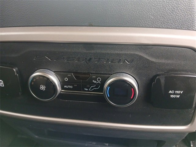 Used 2024 Ford Expedition Max XLT image 17