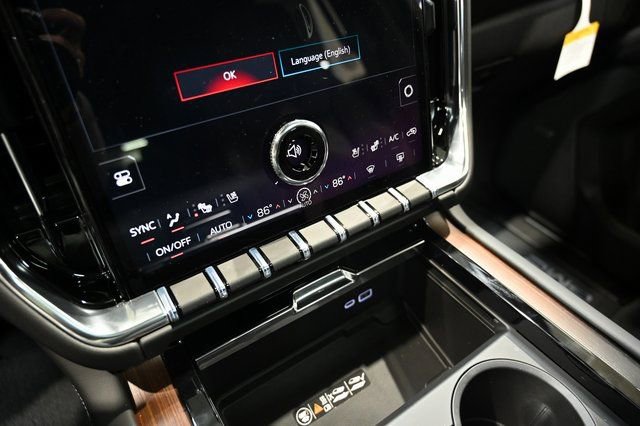 New 2026 GMC Yukon XL Denali w/ Denali Reserve Package image 21