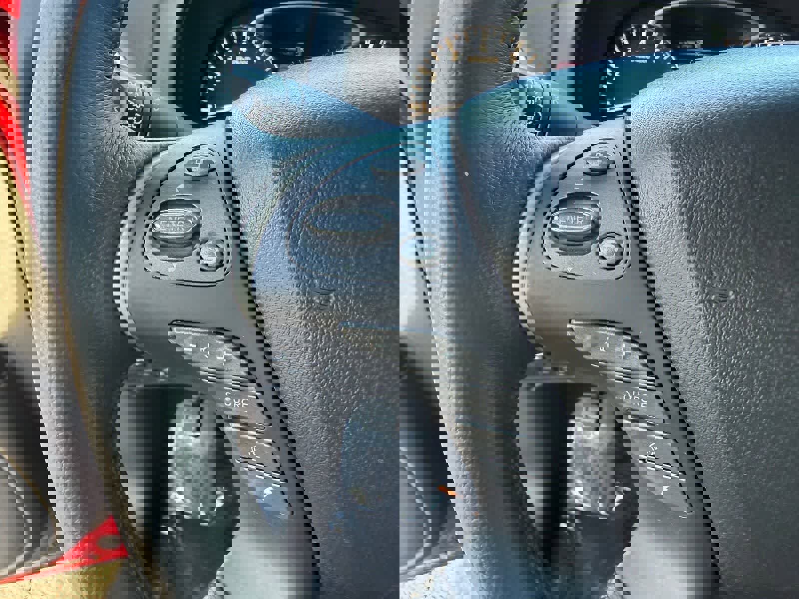 Used 2018 Nissan Pathfinder Platinum image 21