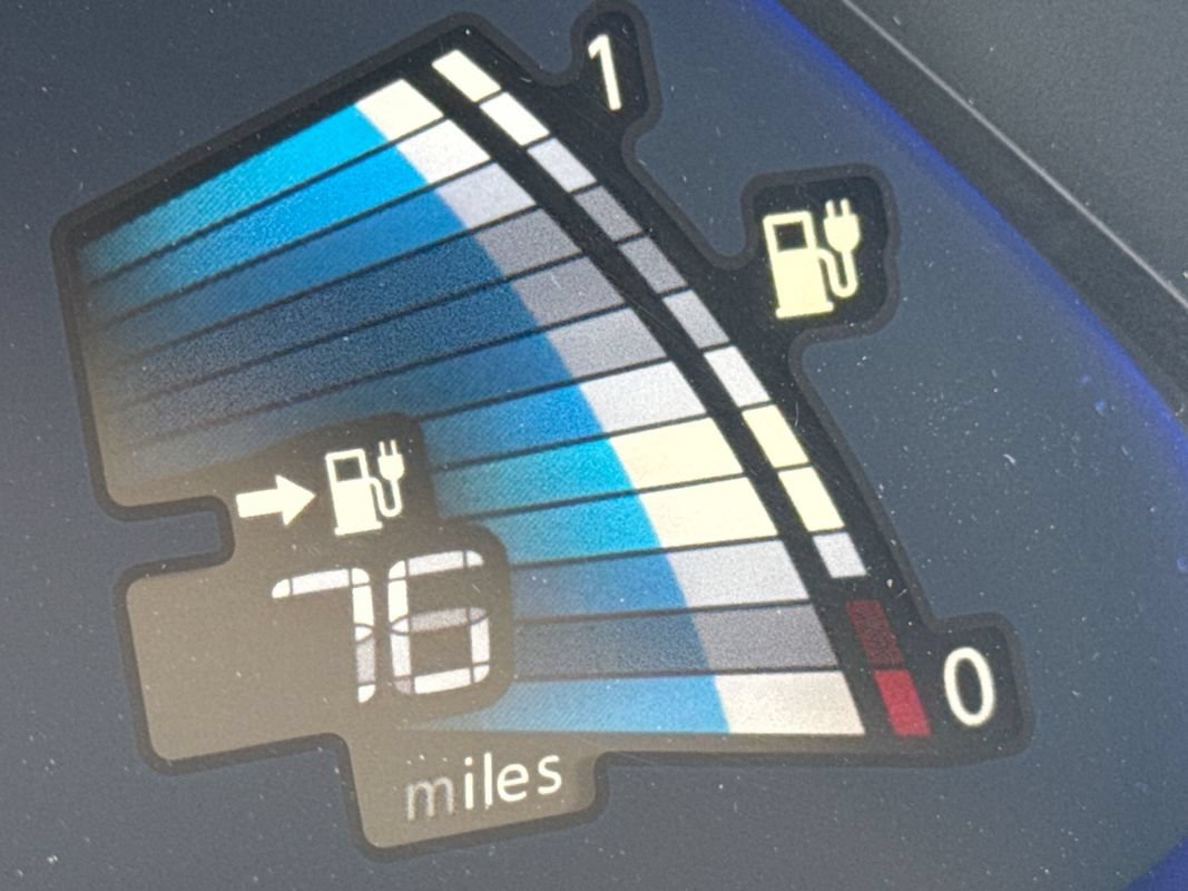 Used 2015 Nissan Leaf SV w/ LED & Quick Charge Package FWD image 48