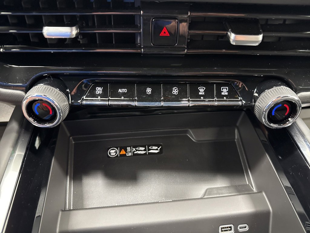 New 2026 Chevrolet Suburban Premier w/ Sun And Tow Package image 37
