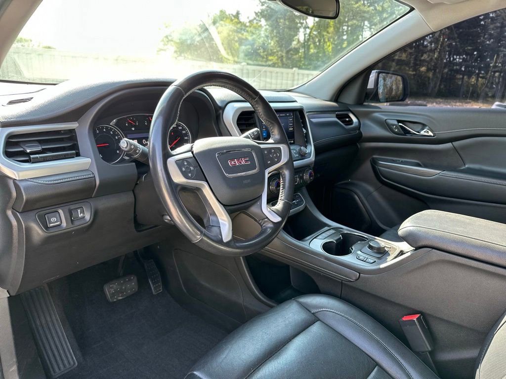 Used 2020 GMC Acadia SLT w/ Premium Package AWD/4WD image 16