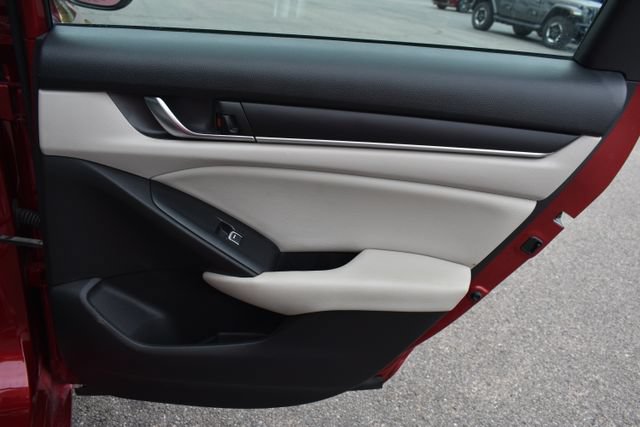 Used 2018 Honda Accord LX image 35