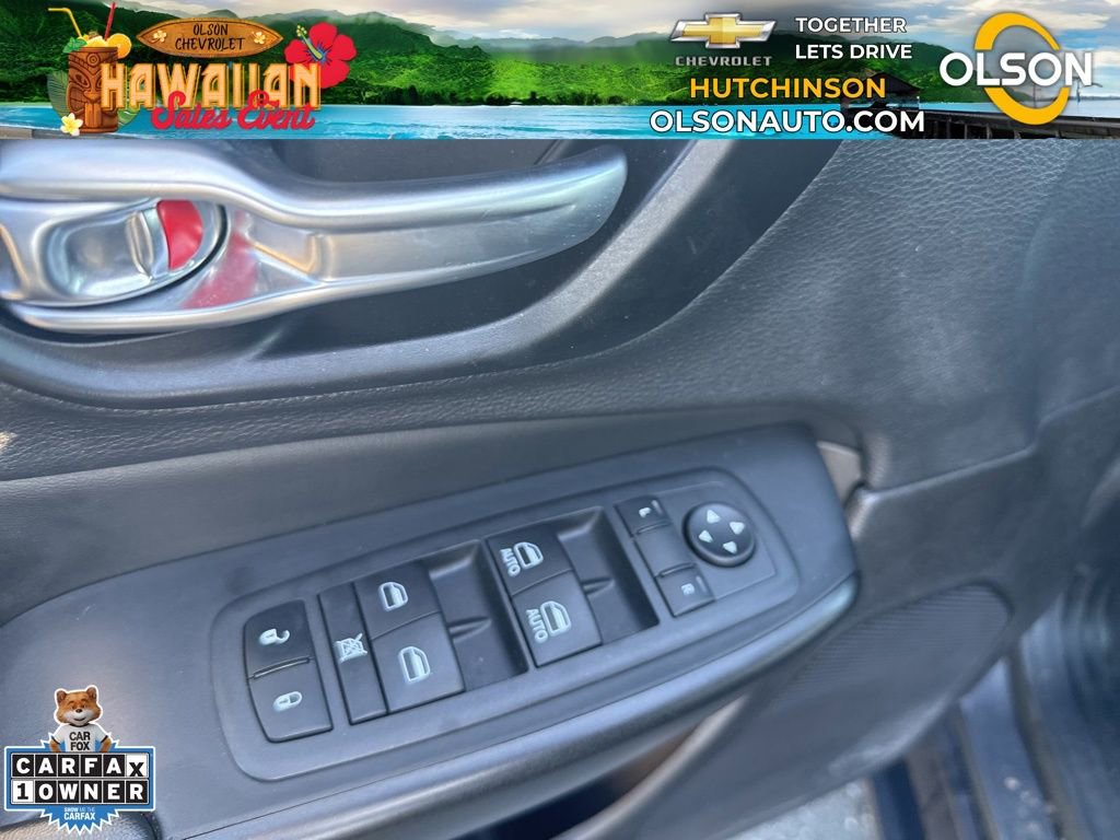 Used 2022 Jeep Cherokee Trailhawk image 10