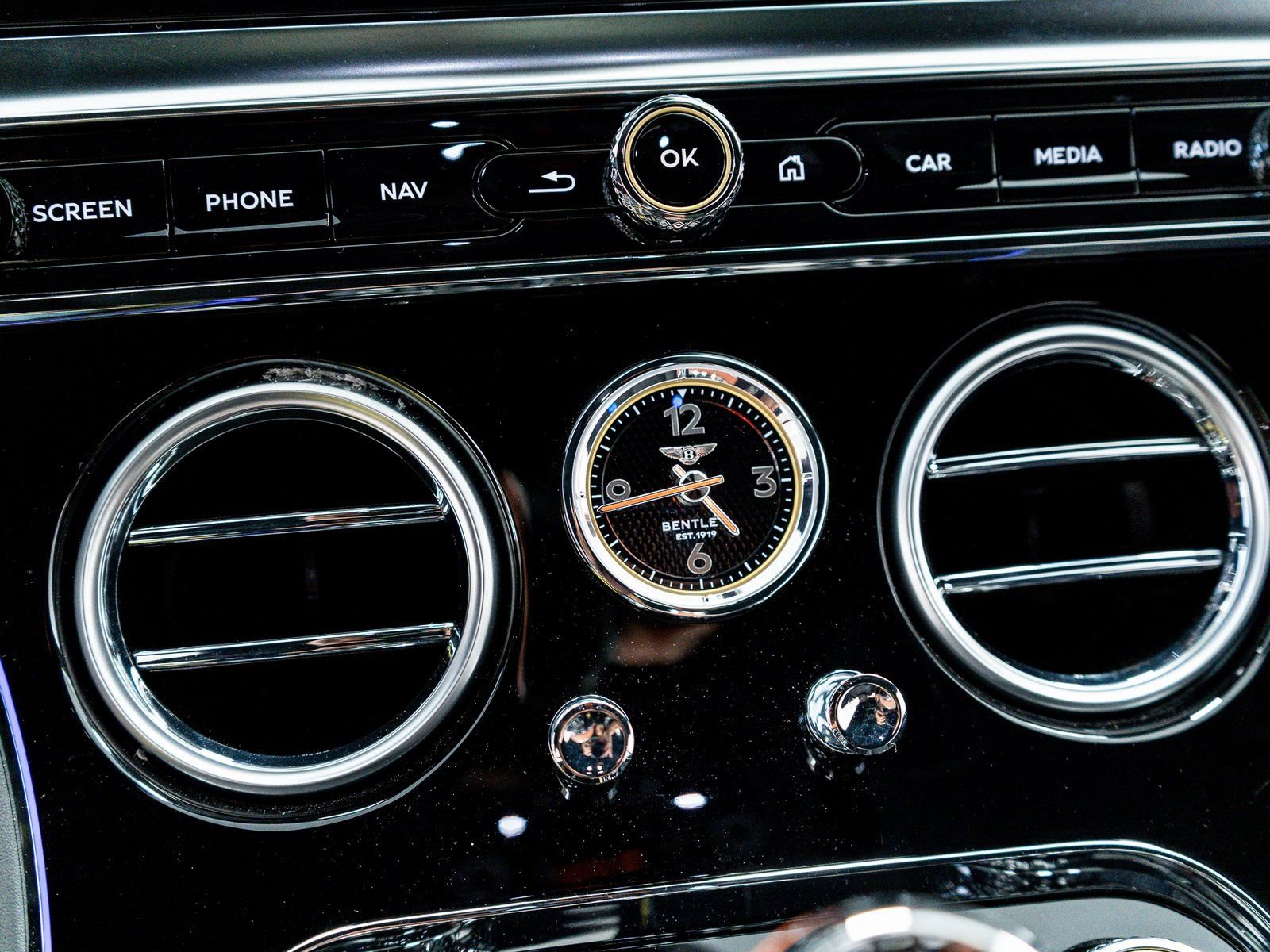 New 2026 Bentley Continental GT image 31