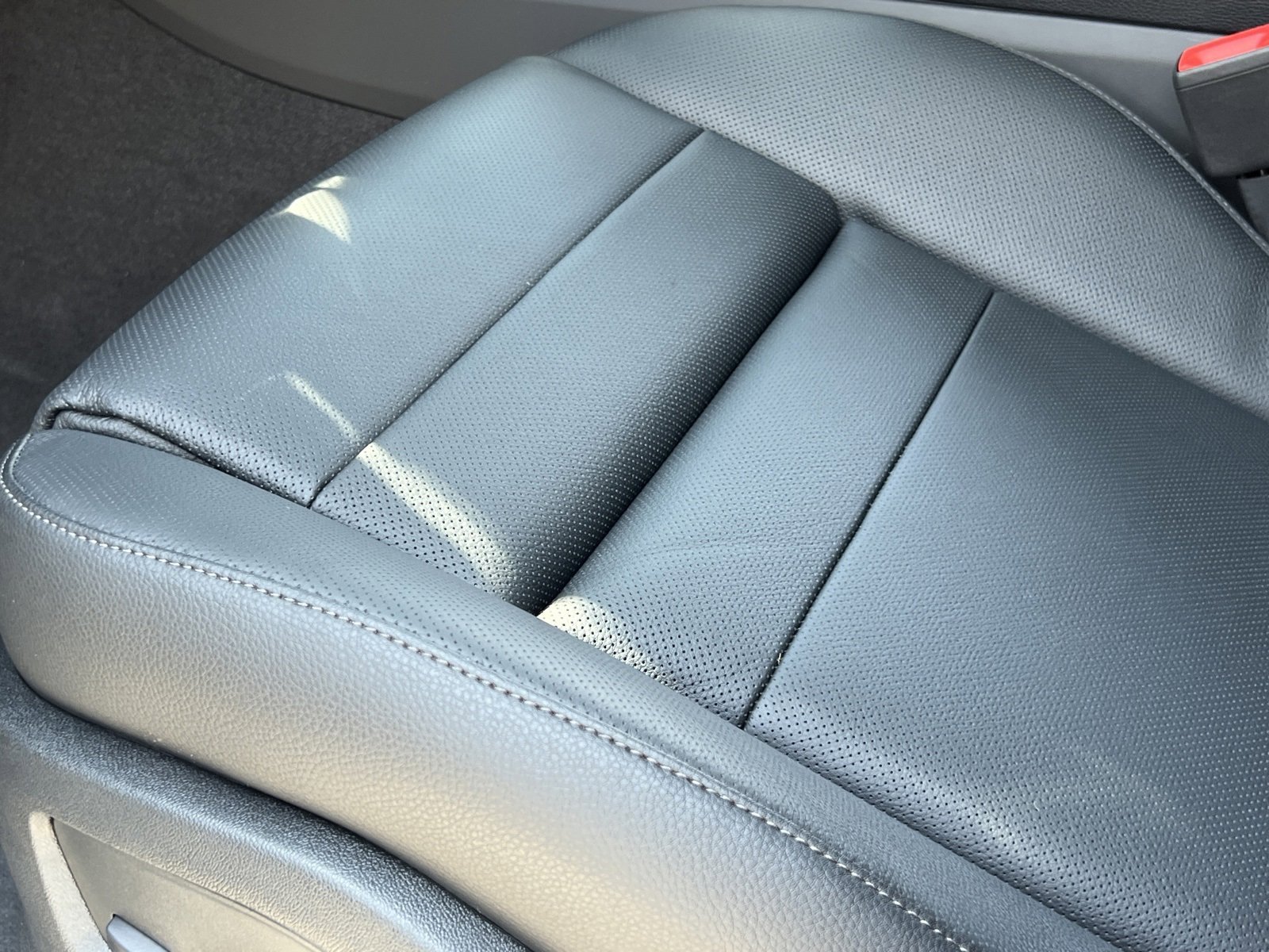 New 2025 Porsche Cayenne image 38