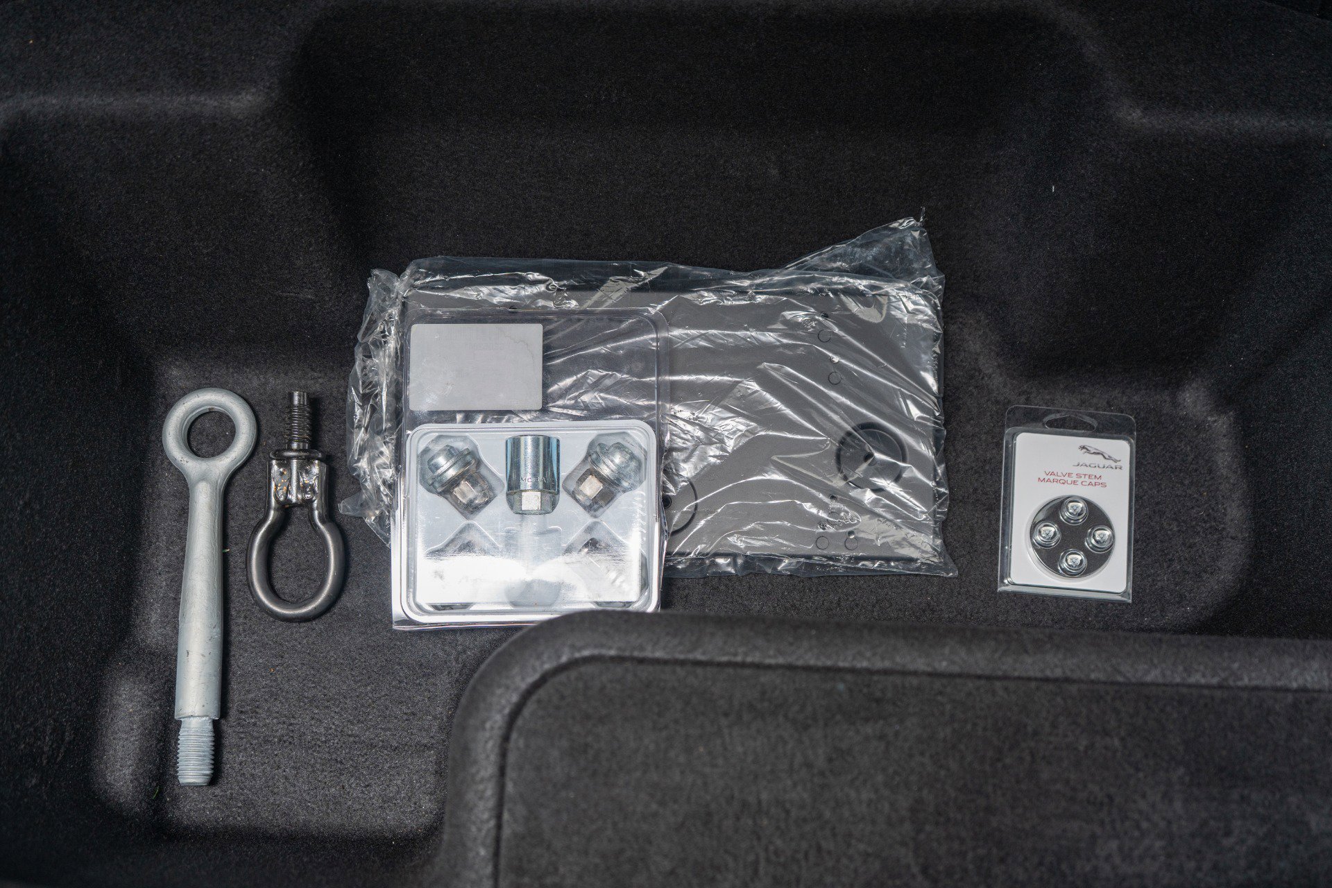 Used 2019 Jaguar F-TYPE R-Dynamic image 36