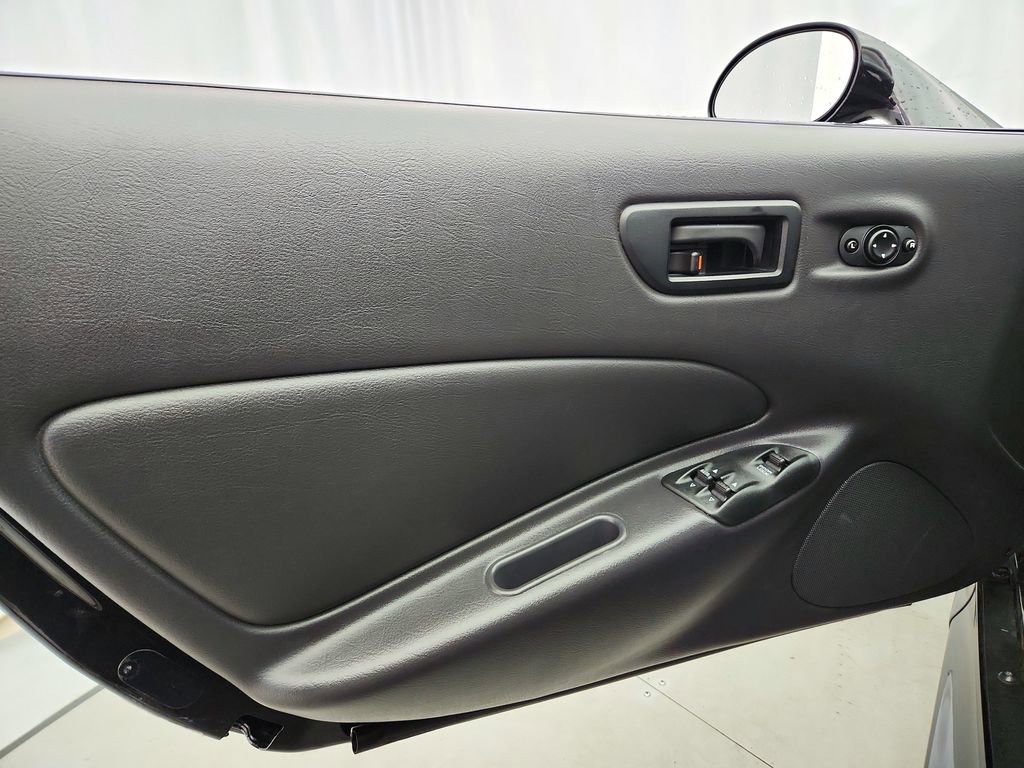 Used 1999 Plymouth Prowler RWD image 18
