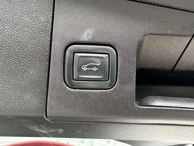 Used 2024 Cadillac XT5 Premium Luxury image 22