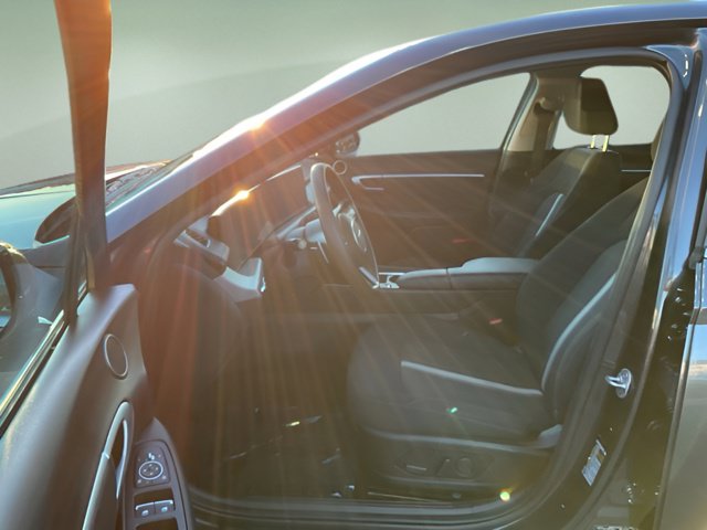 Used 2025 Hyundai Sonata SEL FWD image 10