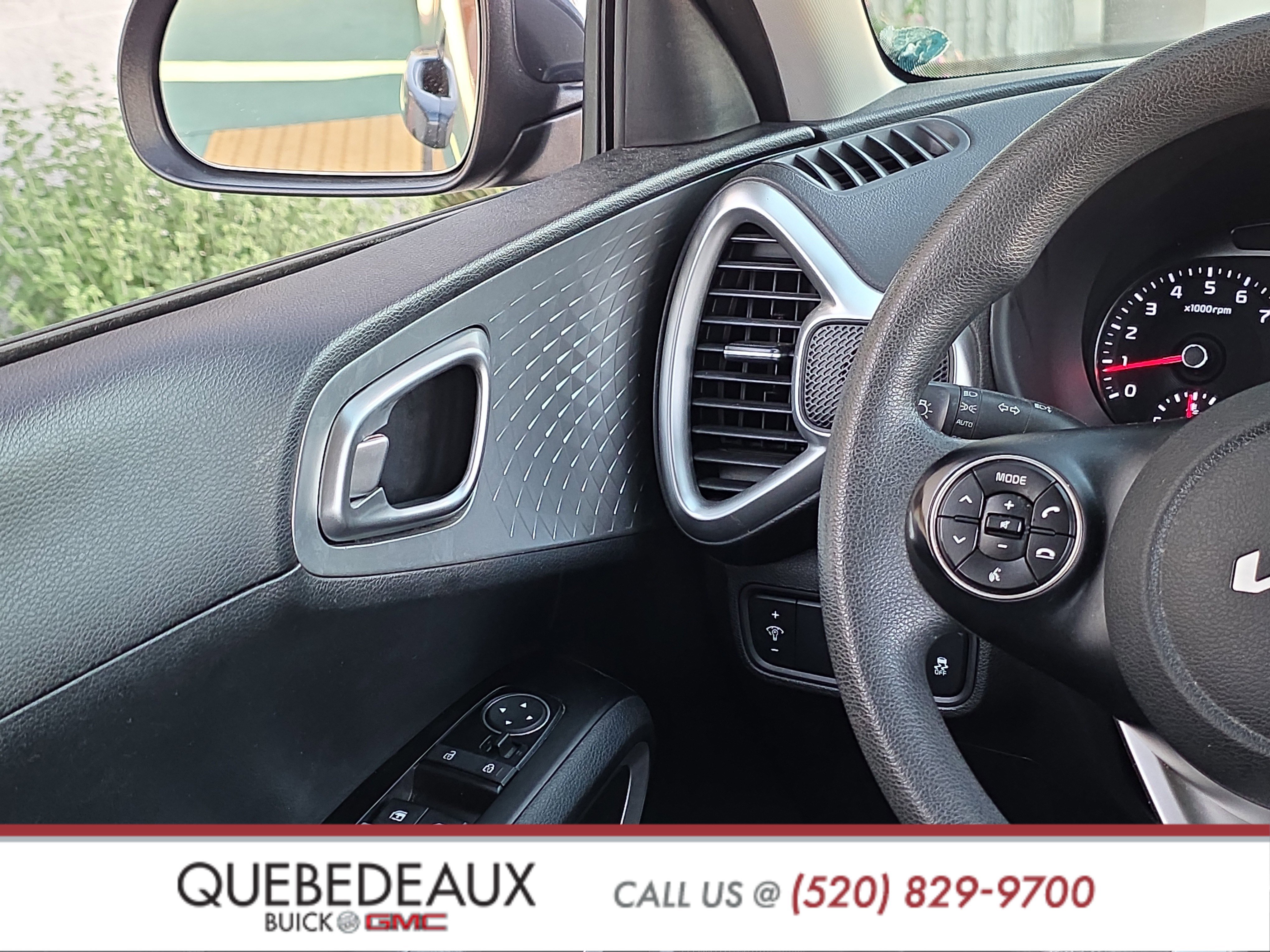 Used 2022 Kia Soul LX image 22