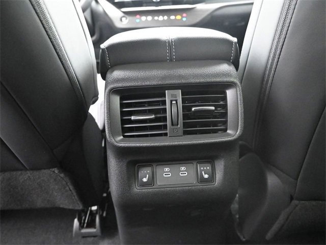 New 2026 Nissan Murano Platinum image 13