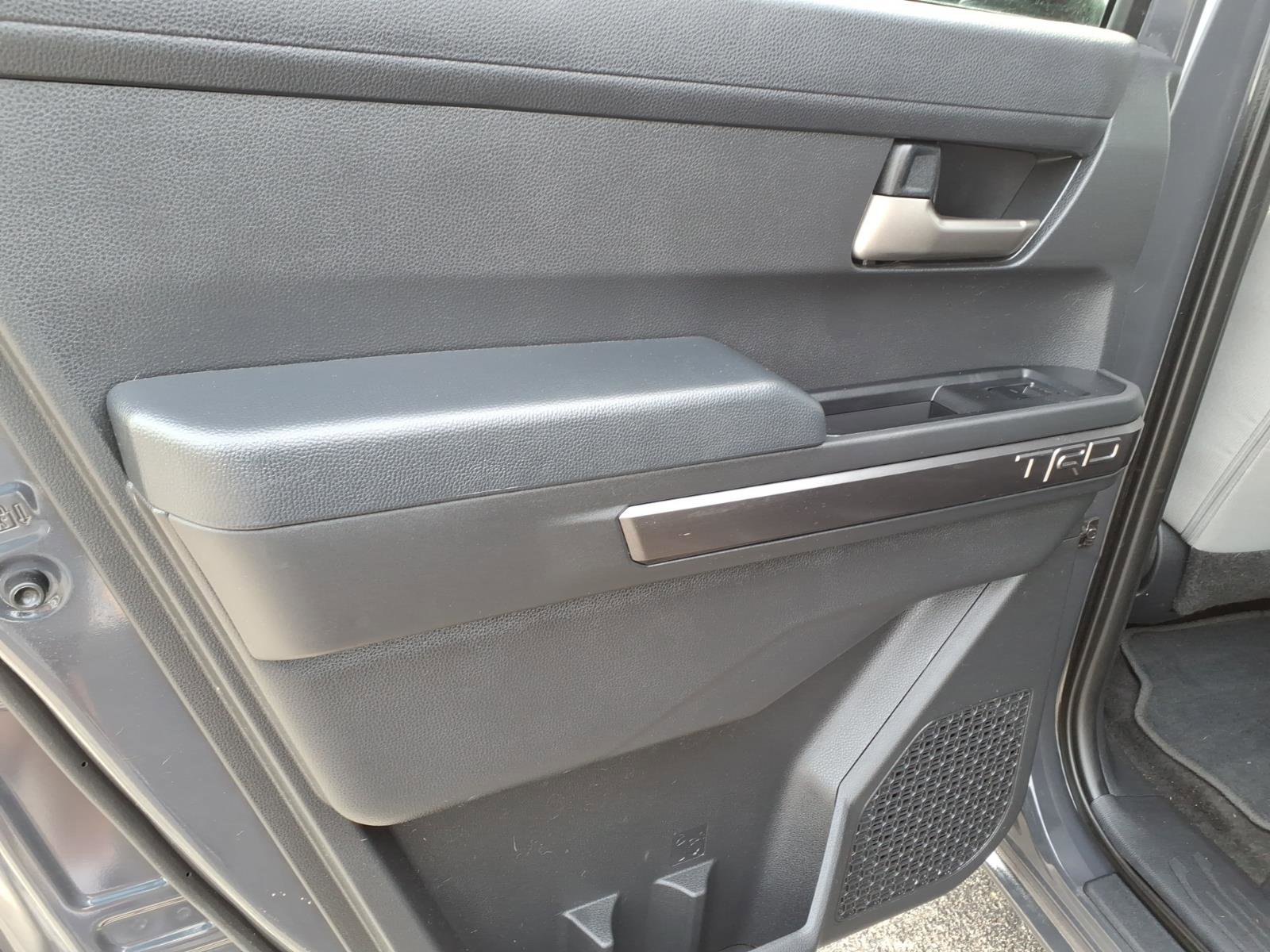 Used 2025 Toyota Tacoma TRD Sport image 14