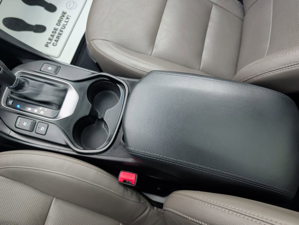 Used 2015 Hyundai Santa Fe Limited w/ Option Group 04 image 17