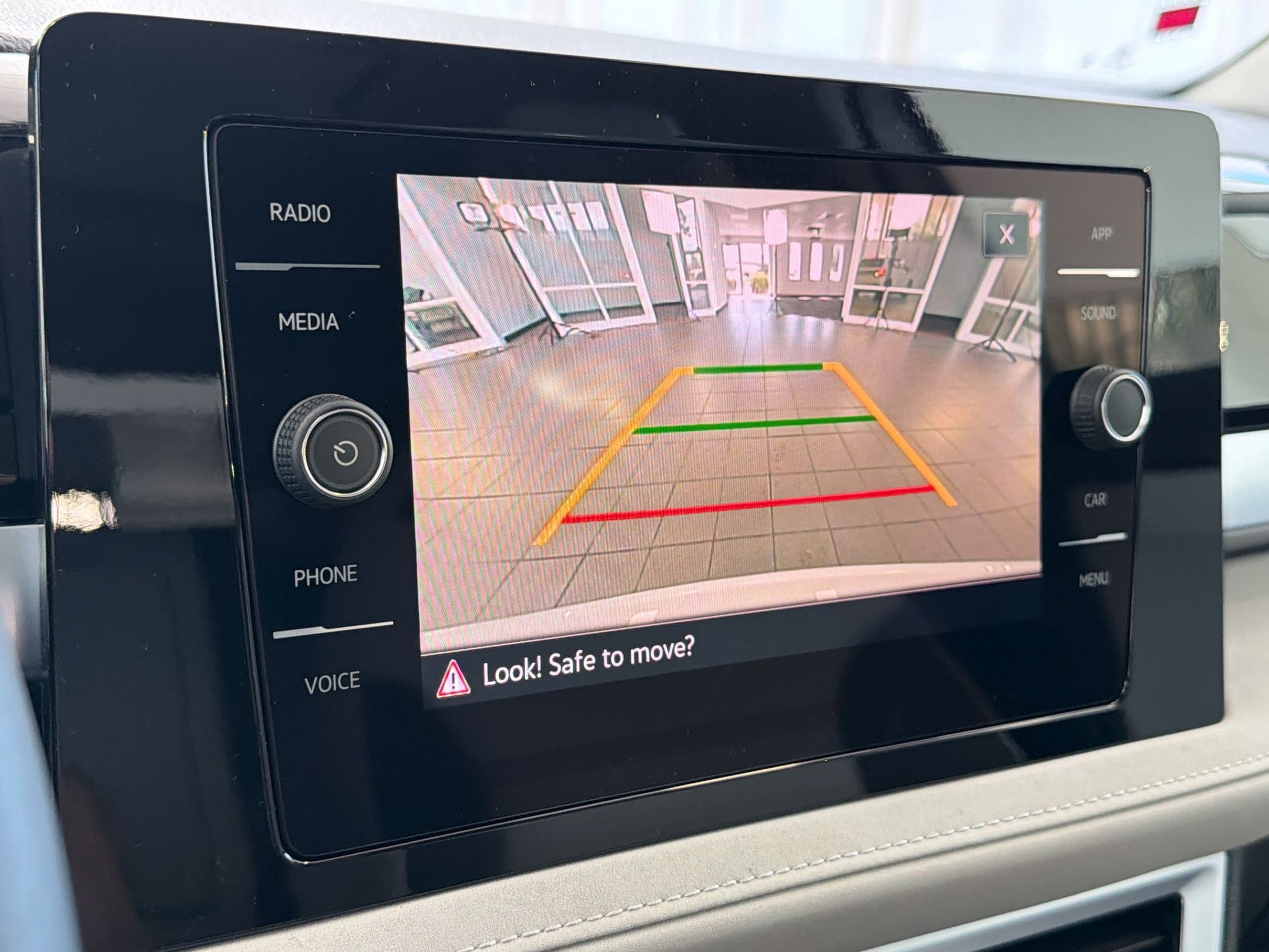New 2026 Volkswagen Taos SE FWD image 25