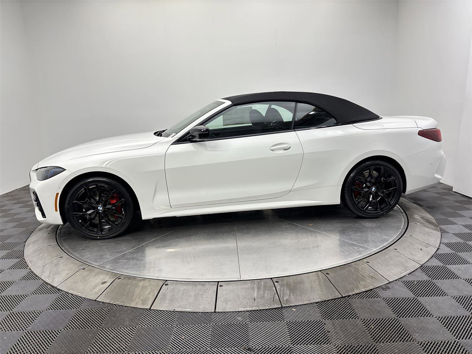 New 2026 BMW 430i xDrive Convertible w/ M Sport Package image 16
