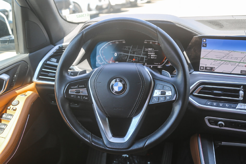 Used 2023 BMW X5 sDrive40i w/ Parking Assistance Package RWD image 12