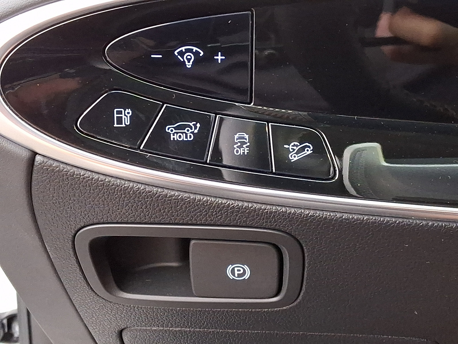 Certified 2026 Genesis Electrified GV70 AWD/4WD image 26