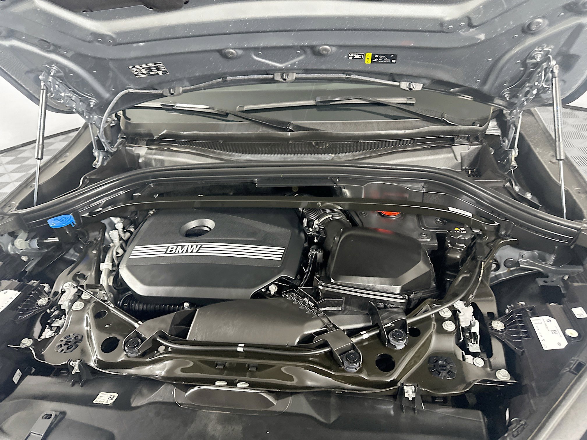 Used 2025 BMW X2 xDrive28i image 34