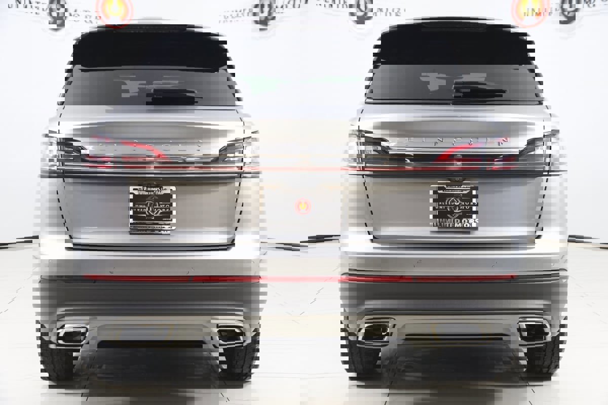 Used 2021 Lincoln Nautilus FWD w/ Equipment Group 101A image 44