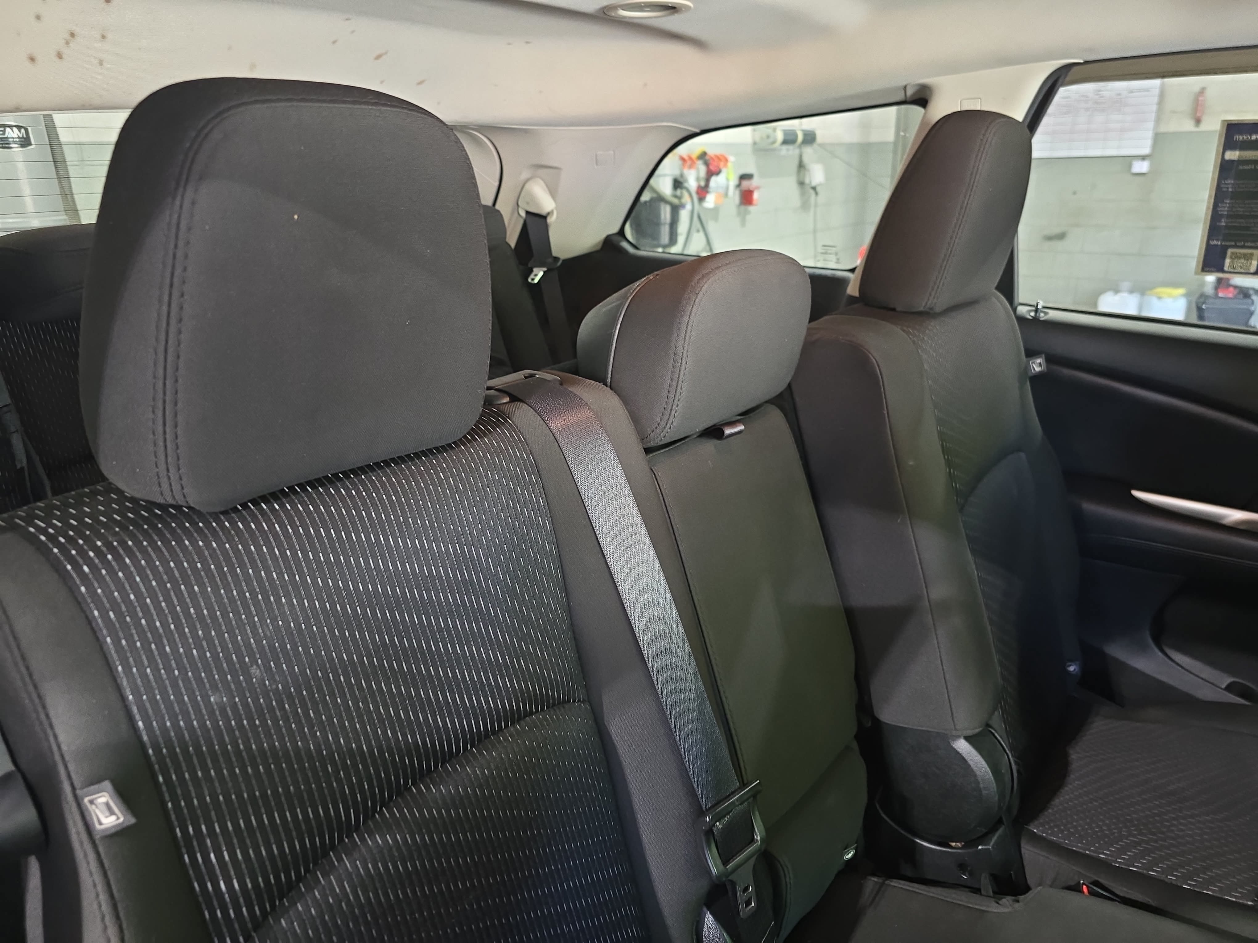 Used 2018 Dodge Journey SXT w/ Connectivity Group FWD image 12