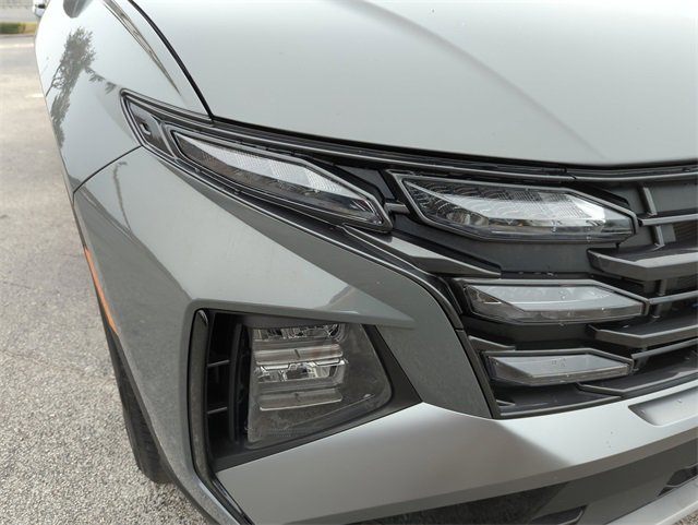 Used 2025 Hyundai Tucson SE image 11
