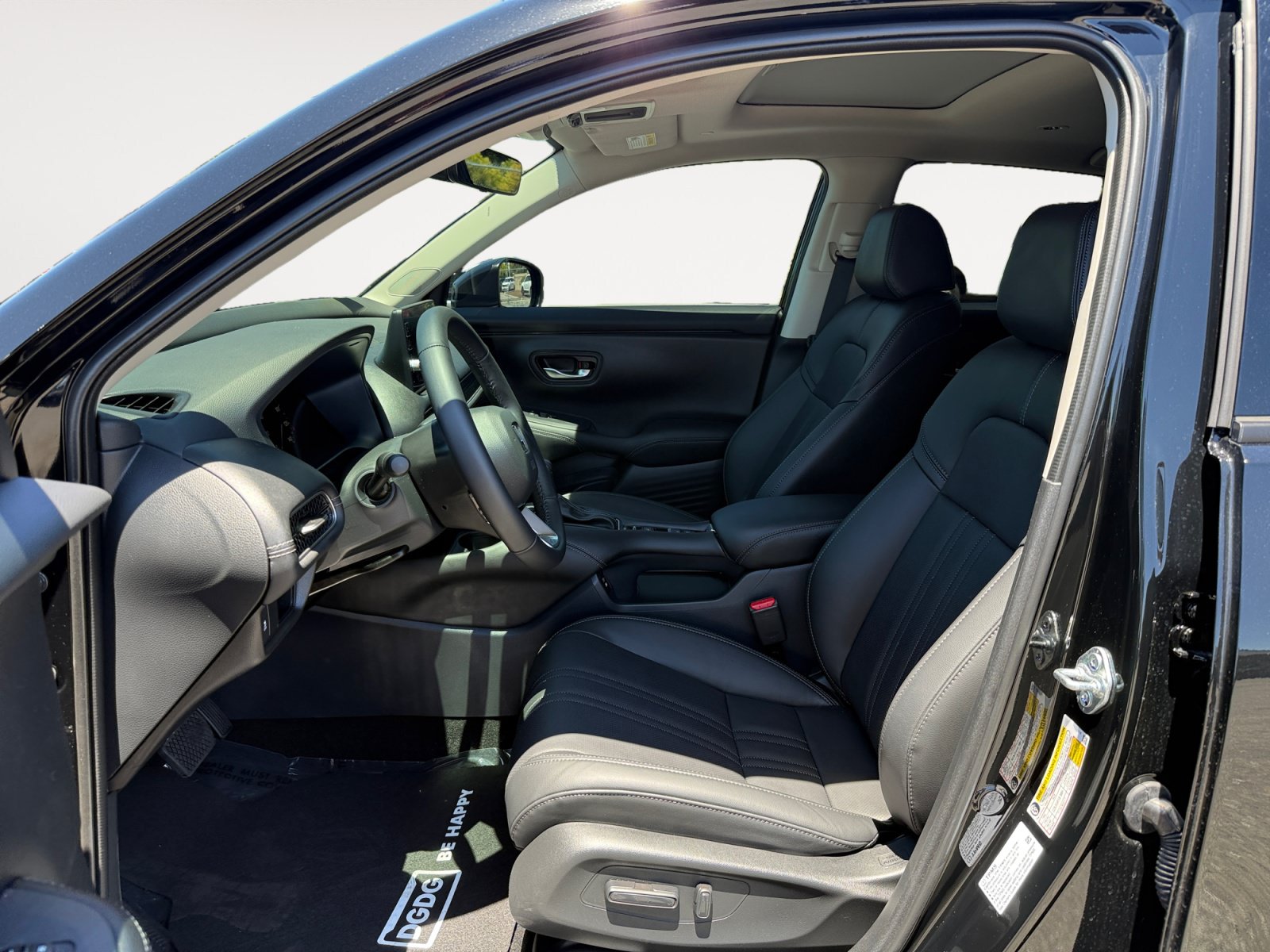 Used 2026 Honda HR-V EX-L image 10