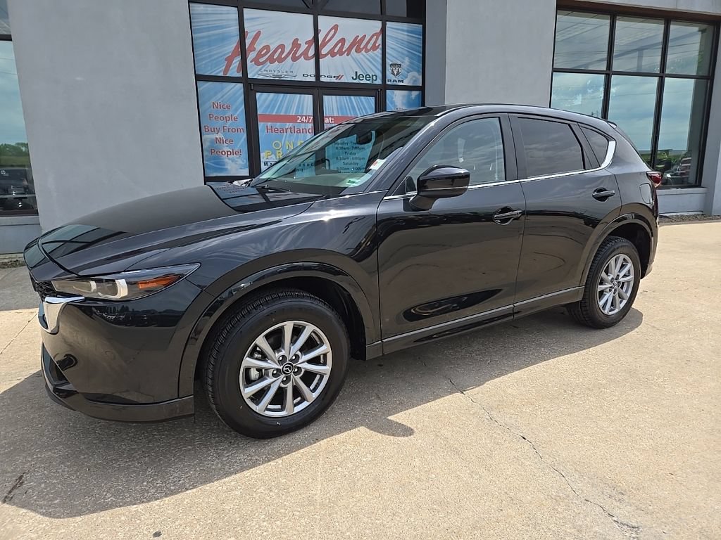 Used 2025 MAZDA CX-5 AWD 2.5 S w/ Preferred Package image 4