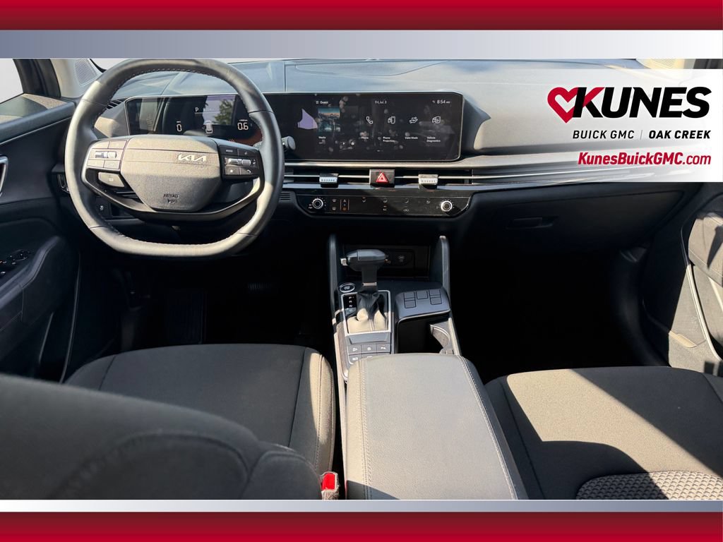 Used 2026 Kia Sportage LX FWD image 25