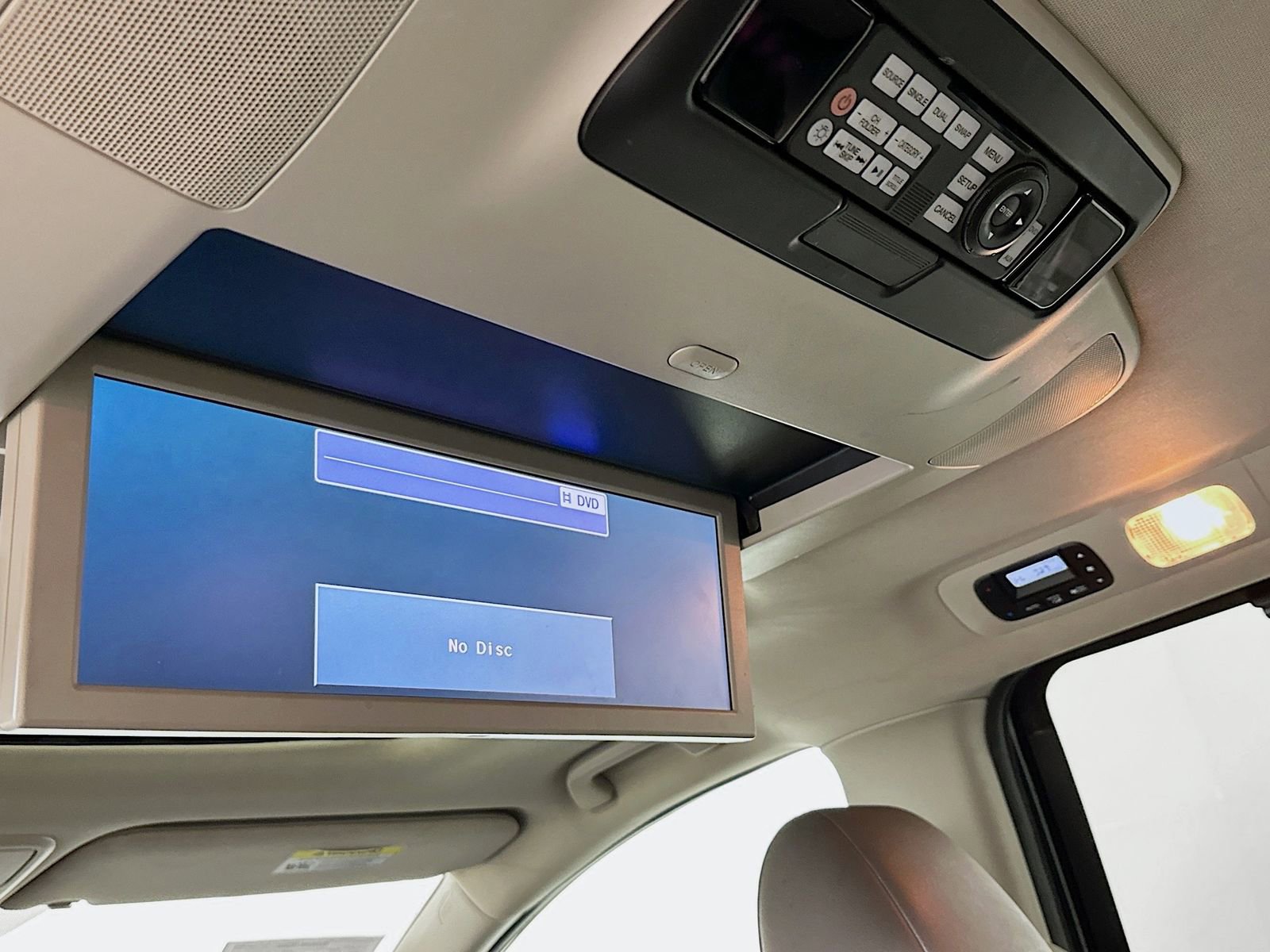 Used 2015 Honda Odyssey Touring image 26