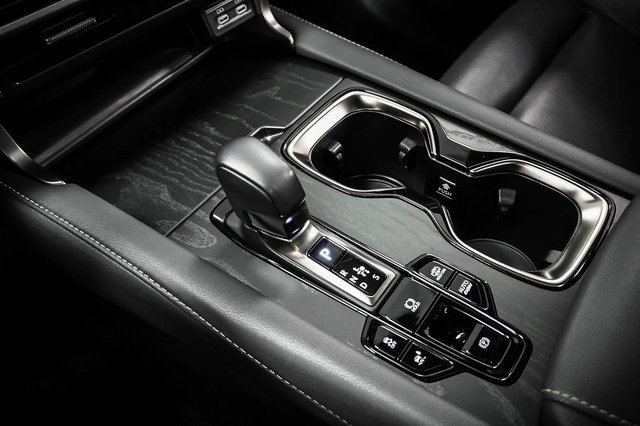 Certified 2024 Lexus RX 450h AWD w/ Luxury Package image 17