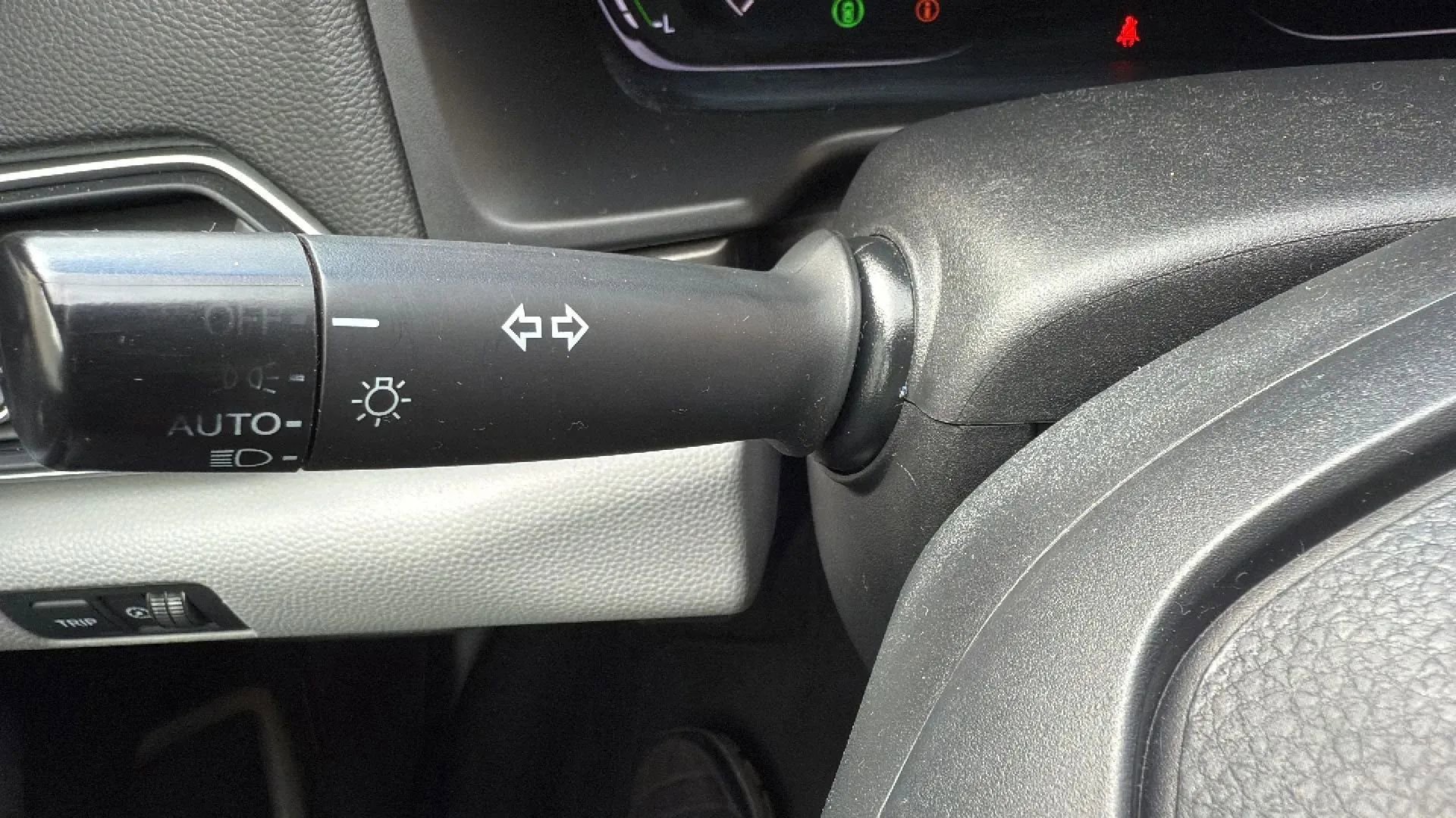 Used 2020 Honda Accord Hybrid image 14