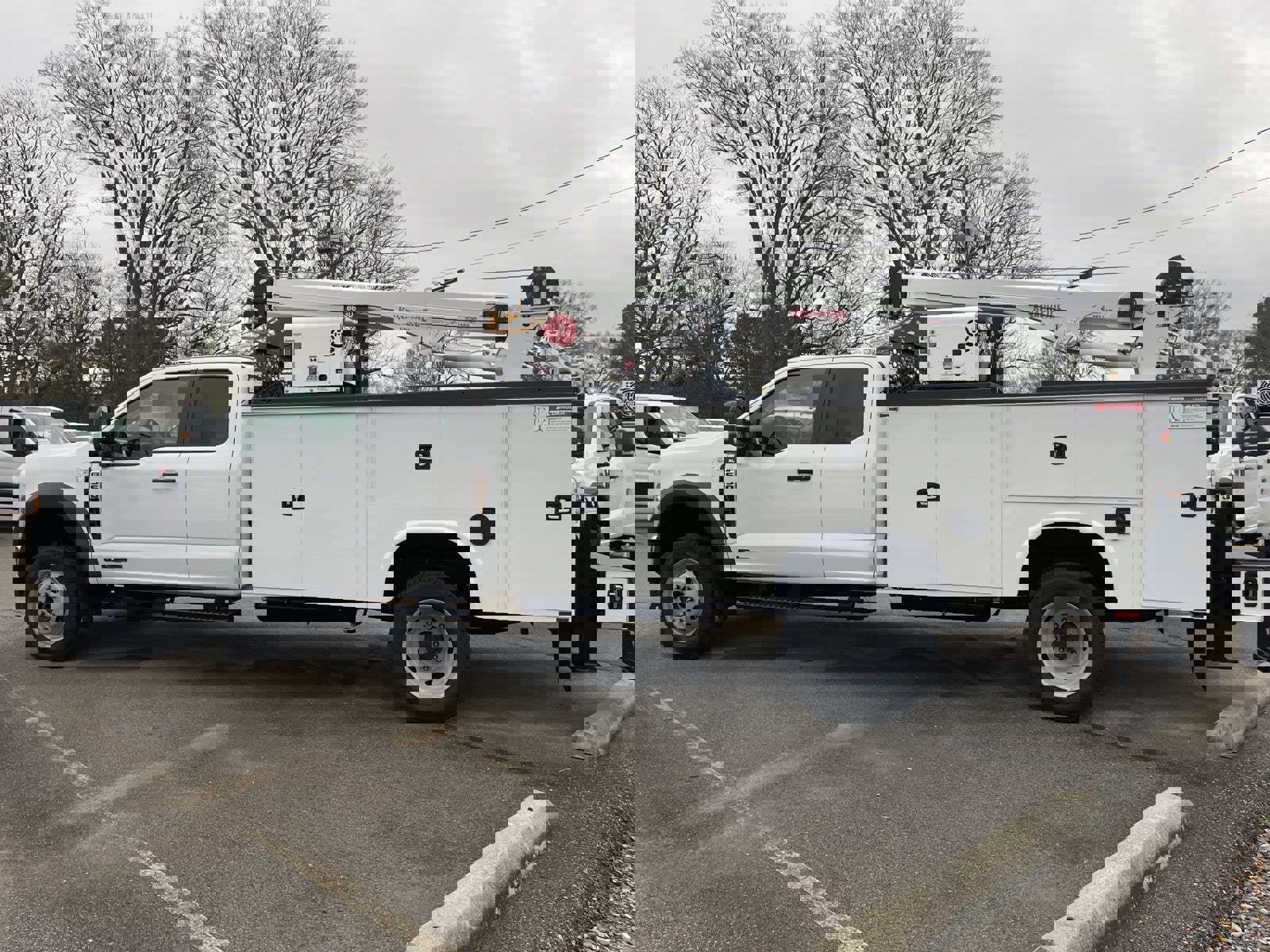 New 2026 Ford F550 4x4 Supercab Super Duty image 7