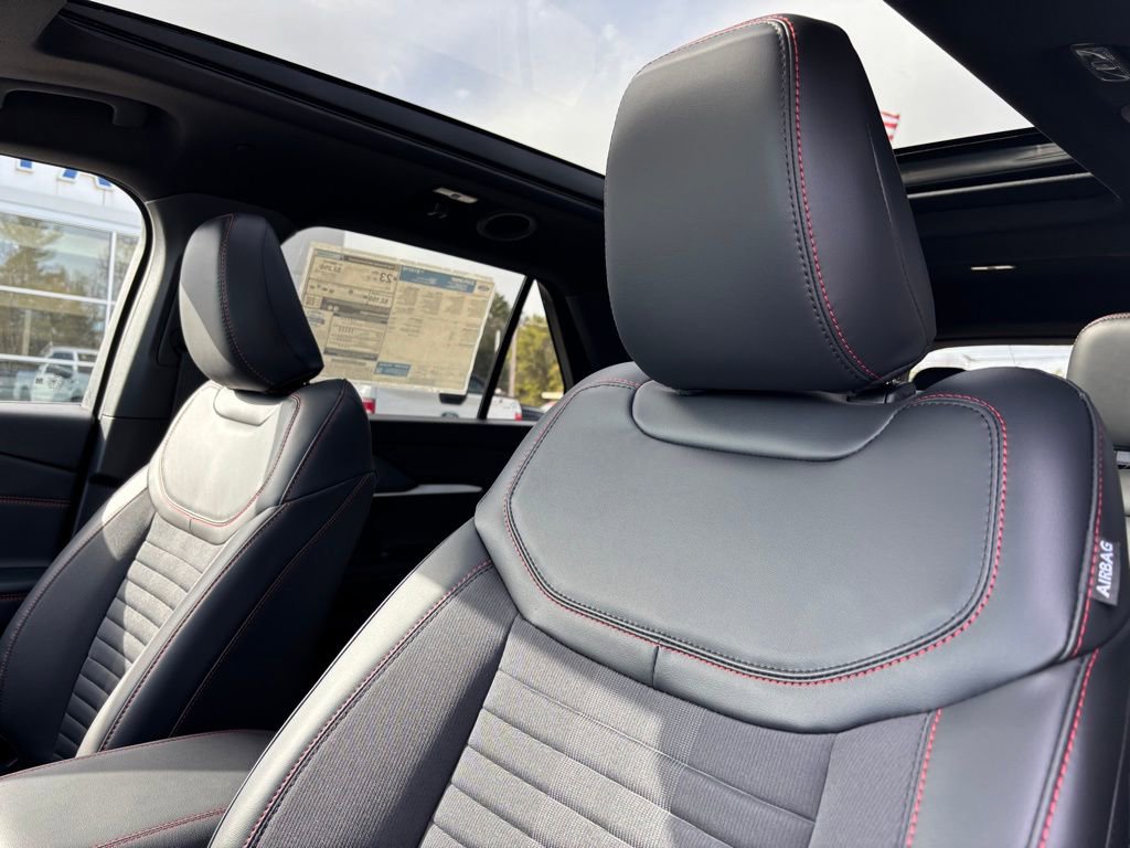 New 2026 Ford Explorer ST-Line image 14