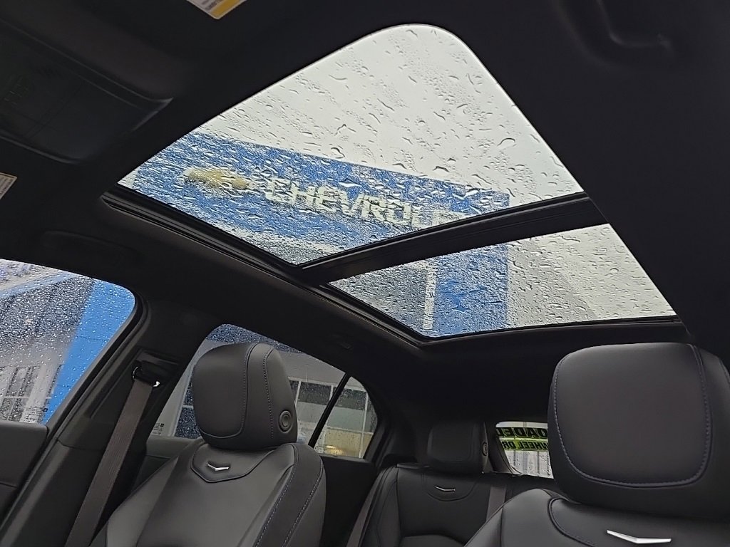 Used 2024 Cadillac XT4 Sport image 23