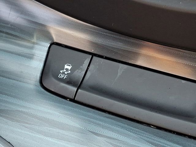 Used 2020 Buick Envision Essence w/ Experience Buick Package image 25