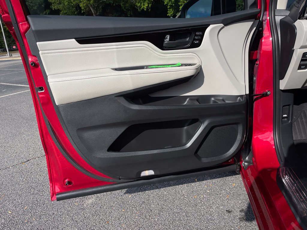 New 2027 Honda Odyssey Touring image 24