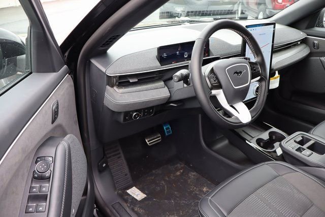 New 2026 Ford Mustang Mach-E GT image 4