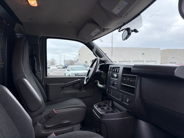 Used 2024 GMC Savana 2500 w/ Driver Convenience Package image 22
